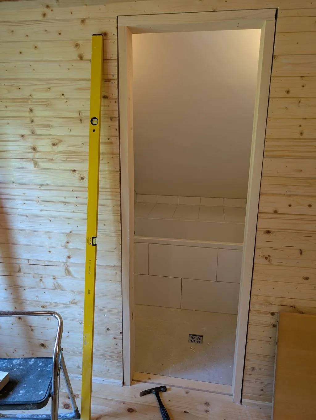 Test-fitting the jambs before attaching them. I left a roughly 8 mm gap between the rough opening and jambs. The test fit looks good!